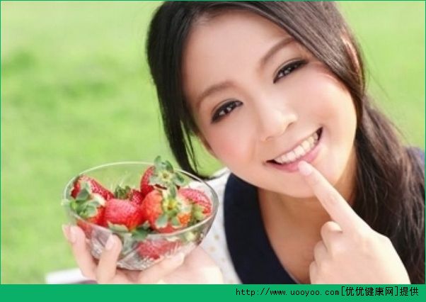 草莓和发酵粉能清除牙垢吗？草莓发酵粉美白牙齿科学吗？(1)